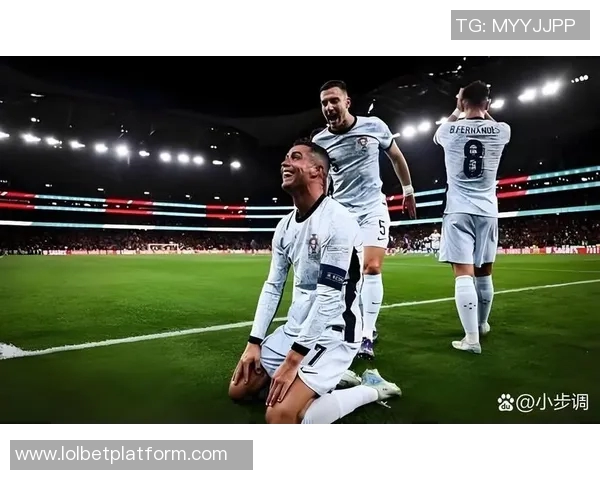 中超激战切尔西与多特蒙德握手言和绝杀瞬间引发全场热烈反响